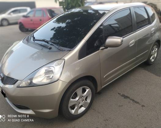 HONDA FIT 1.4 LX 16V FLEX 4P MANUAL HONDA FIT 1.4 LX 16V FLEX 4P MANUAL